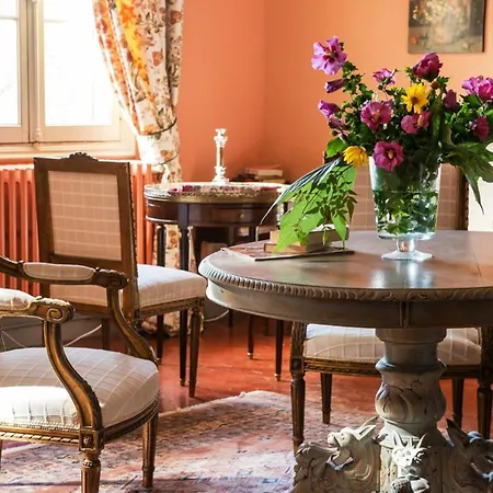 Saint Florent Guest house 4*